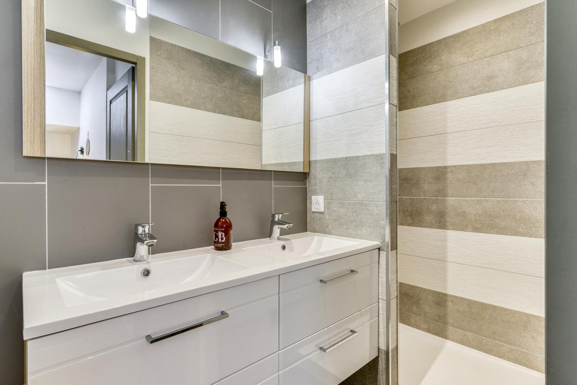 Le Maquens - Parking Gratuit - Wifi - Netflix Apartment Carcassonne Exterior photo